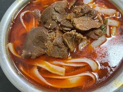 -薛记襄阳香辣牛肉面(平安路店)