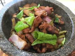 泡泡鸡煲-张妈台式锅烧(深大店)