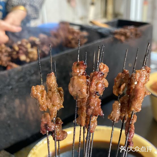 飞山街陈姨妈烤肉店