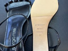 -爱革·奢品·鞋包·衣物·家居(金桥国际商业广场店)