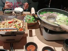 -川堂风·跷脚牛肉·乐山爆炒(宝山日月光店)