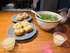 -鑫震源·苏式大虾生煎(山塘街店)