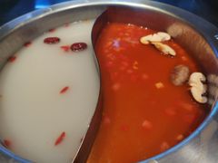 -马家斑.鲜鱼火锅(松湖万科店)
