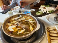 -土连锅·现熬养生汤锅(梁家巷店)