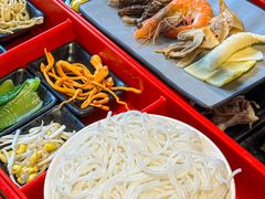 -勺子米线·云南传统小吃市集(四方街店)