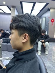 -米可造型烫发染发