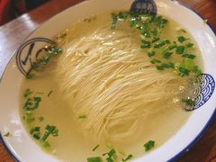 鸡汤银丝面-新万鑫银丝面·非遗无锡味(惠山古镇店)