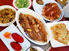 -聚首堂·特色小吃·肘子(什刹海德胜门店)