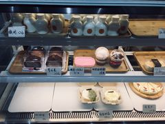 -洪小凡(钱塘明月店)