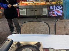-刘姐啤酒鱼民族演艺餐厅(西街总店)