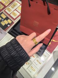 -周大福CHOW TAI FOOK(浦东八佰伴店)