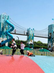 -季高兔窝窝亲子园(上海薰衣草公园店)