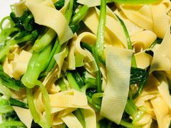 鸡毛菜炒百叶-浦江餐饮•上海菜馆(五四路店)