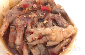 Spicy Duck Feet
