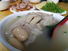 -雷祖芳老妈蹄花店