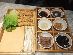 -城南往事·鲁菜·烤鸭(世茂宽厚里·大明湖店)