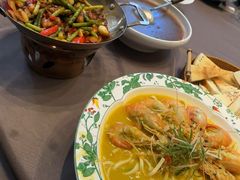 -香山湖家家宴(中山陵店)