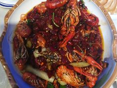 -小鱼儿海鲜港(新村十区店)