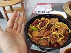 -牛一嘴·兰州牛肉面·大盘鸡(财富中心店)
