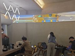 -灸春堂·艾灸·痛症·整脊连锁(之江银泰店)