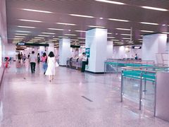 -汉中路(地铁站)