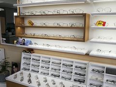 -视野联行眼镜·蔡司·控优点授权(长白万象汇店)