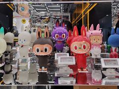 -泡泡玛特POPMART(侨福芳草地店)