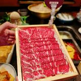 新年伊始，来顿火锅红红火火，我们还是选择巴奴呐[调皮]