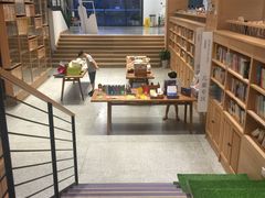 -简屋书店