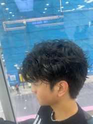 -藤野造型烫染·漂发
