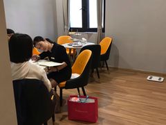 -优护佳月嫂育儿嫂中心(静安店)