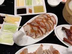 -皇城根·鲁菜济南菜·吊炉烤鸭·炒鸡鱼头(济南旗舰店)