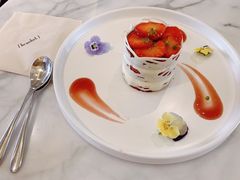 红丝绒蛋糕-Bracket Coffee(工体店)