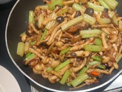 -小菜园新徽菜(青岛市南万象城店)