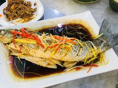 油浸鱼-壹条龙饭庄台基厂店