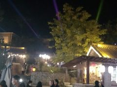 -百里峡七彩艺术小镇