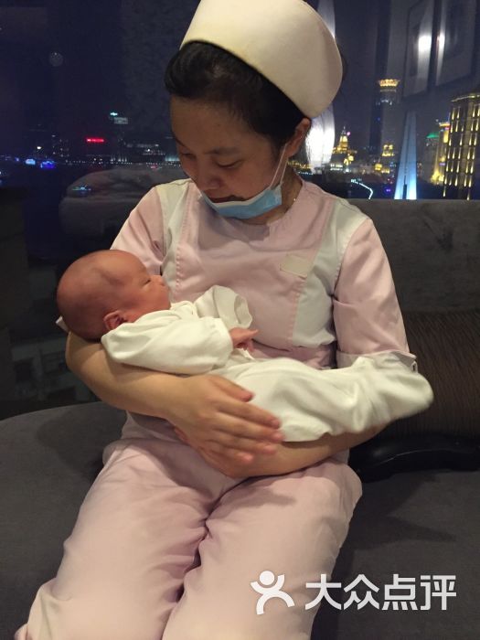 月子中心价格揭秘：如何选择性价比高的服务