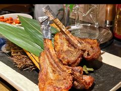 -山川小町·极番烧肉(新地假日广场店)