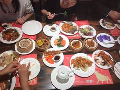 -四海一家自助餐(益田假日广场店)