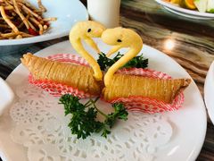 椿记榴莲酥-椿记烧鹅(建干路店)