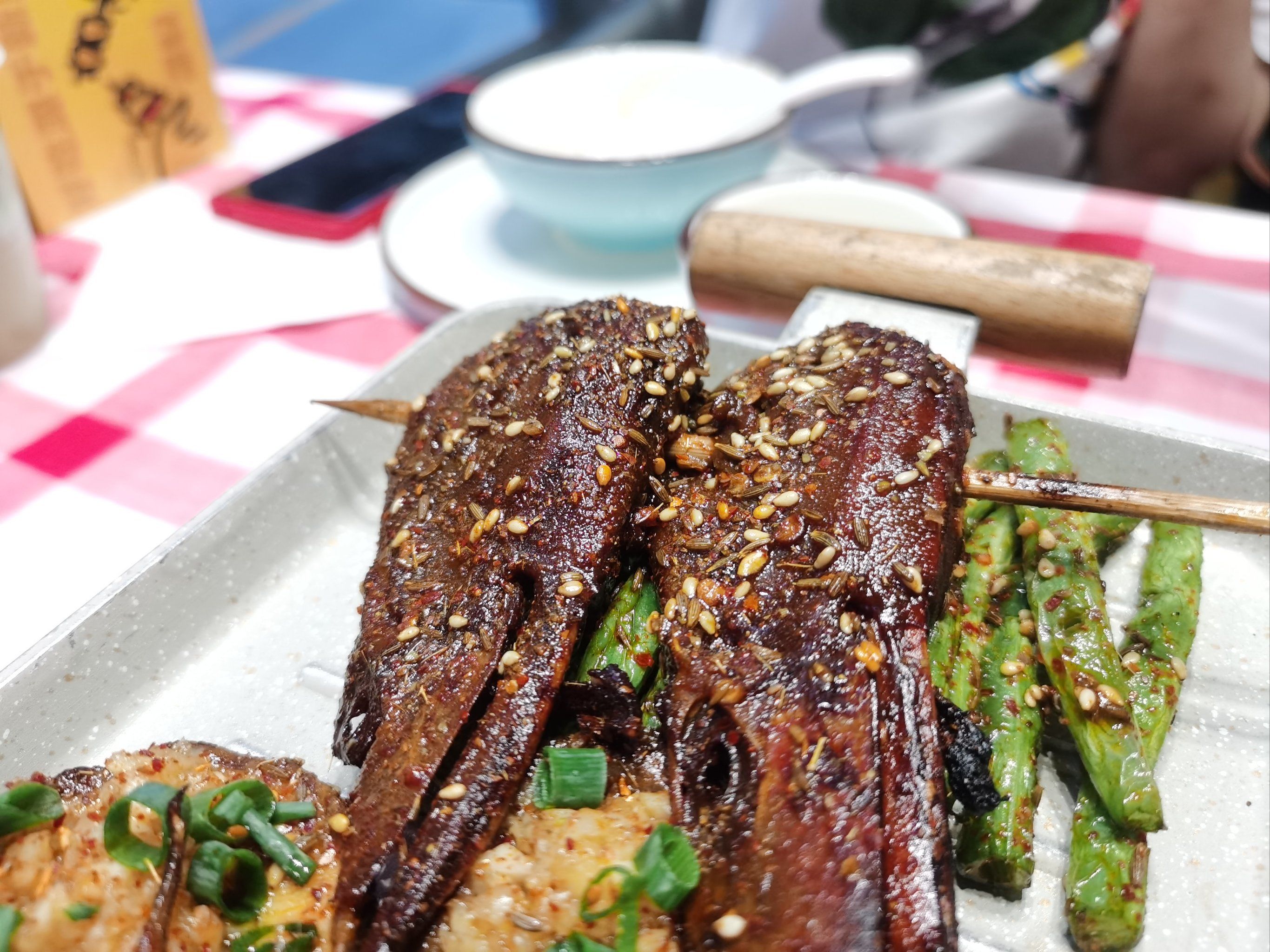 0元玩转这座城 #烧烤宵夜 
#寻找深圳食探家 
烤鸭头哈哈哈,有