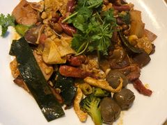 酱香香锅-拿渡·水煮鱼麻辣香锅(王府井奥莱·香江小镇店)