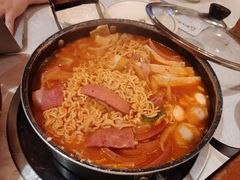 部队年糕火锅-七八冷面·延边朝鲜族美食(欢乐谷店)