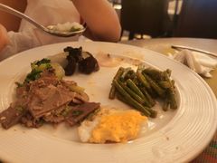 -岷山饭店-芝芝自助餐厅