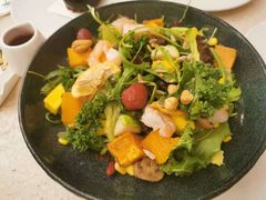 鸡肉藜麦沙拉-玲婧胡同·生日蛋糕·餐厅(嘉里城店)