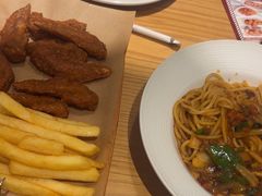 -必胜客(WOW昙华林店)