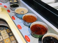 自助调料区-南城十里潮汕鲜牛火锅·鲜虾生滚粥(融汇老商埠店)