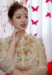 点击看大图 -爱伊人婚纱礼服美妆馆