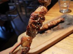 红柳羊肉串-阿里家·新疆烤肉酒場 by MIG