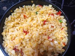 -贵州风味小馆(世茂茂悦里)